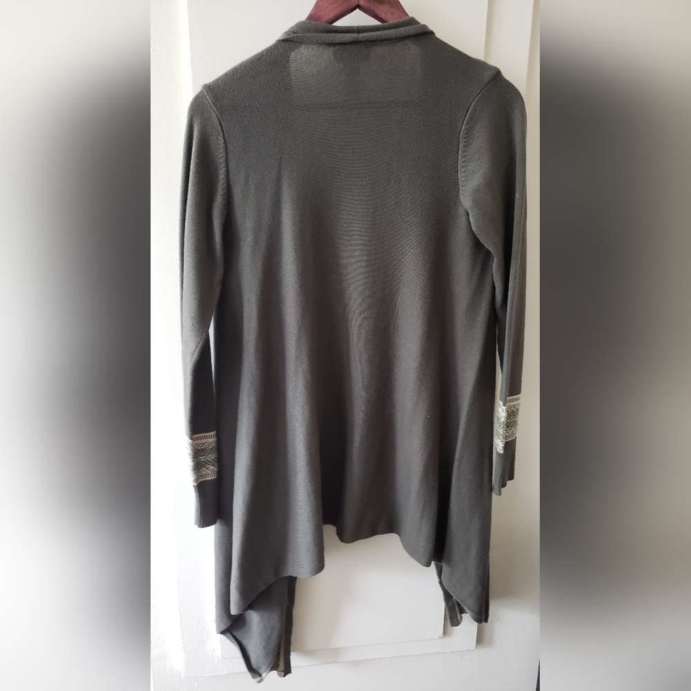 3/$20 Denim&Co Olive Green Cream Cardigan Sweaters - Picture 3 of 3